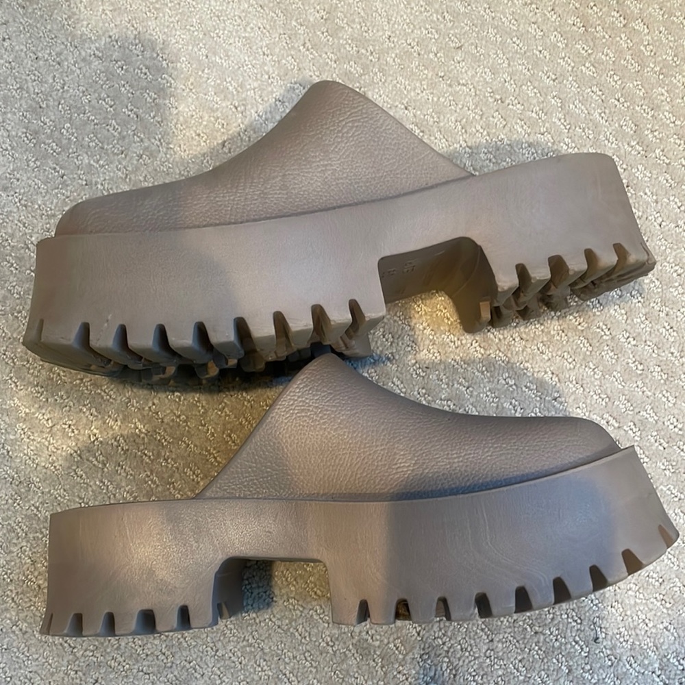 Jeffrey Campbell clogs
